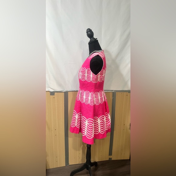 Just...Taylor Pink and White Midi Dress - Picture 2 of 4